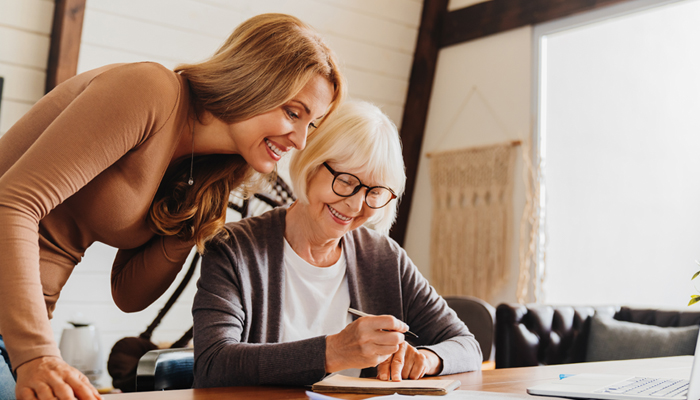 Aging Alone help at computer